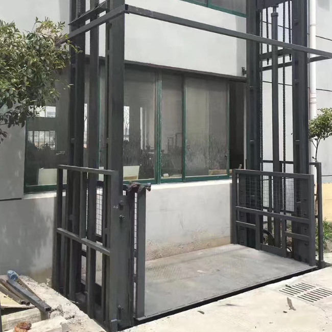 琼山5吨室外升降货梯